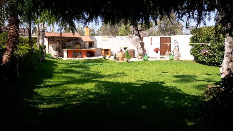 מונטרוני די לצ'ה Villa Girasole מראה חיצוני תמונה