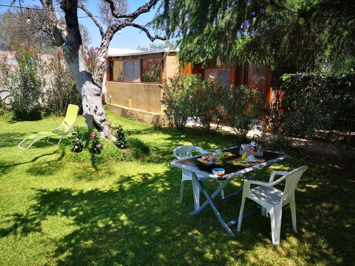 מונטרוני די לצ'ה Villa Girasole מראה חיצוני תמונה