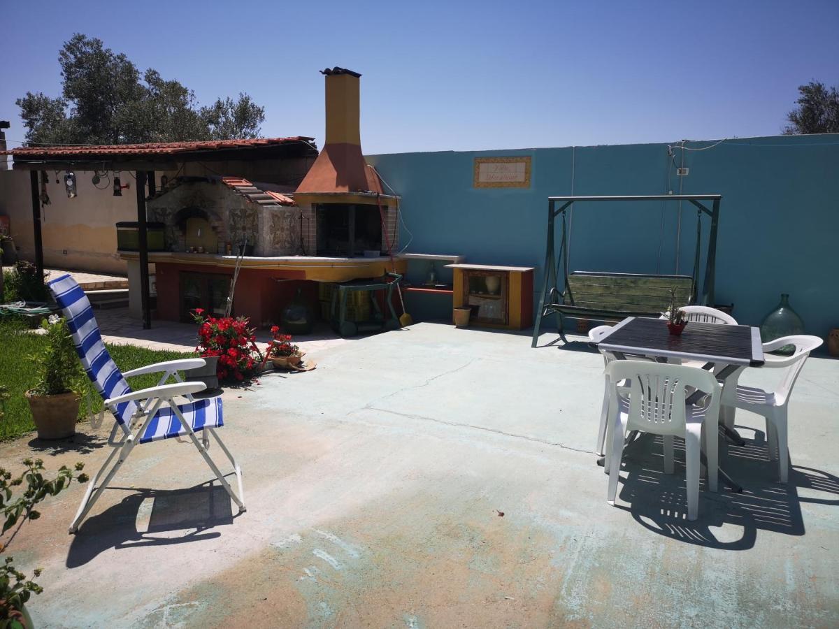 מונטרוני די לצ'ה Villa Girasole מראה חיצוני תמונה