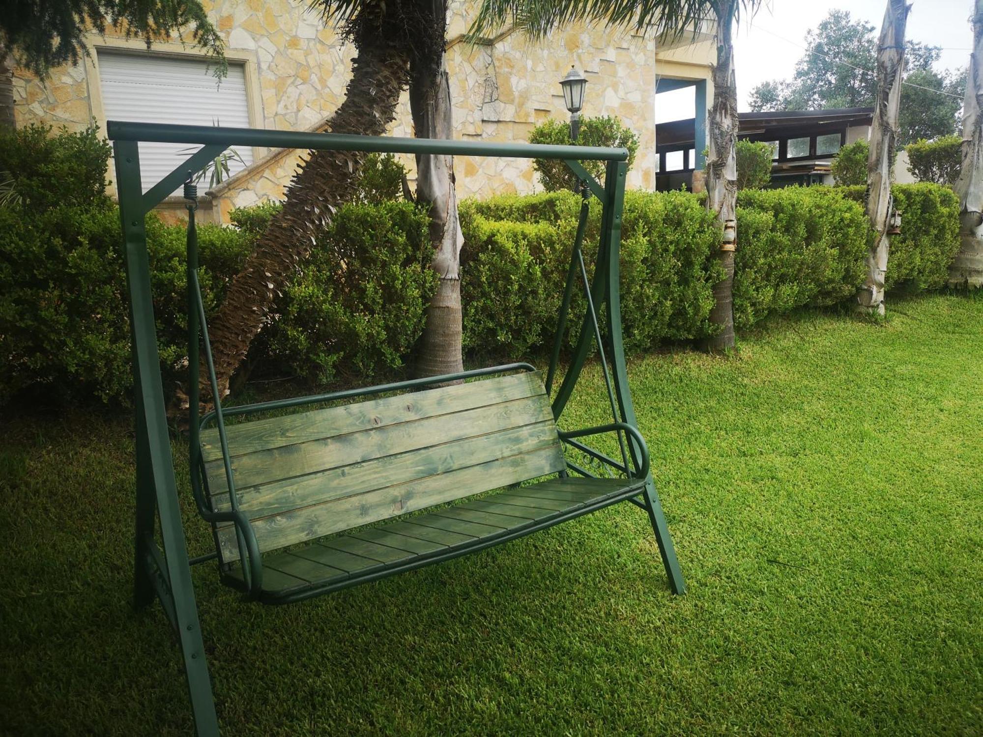 מונטרוני די לצ'ה Villa Girasole מראה חיצוני תמונה