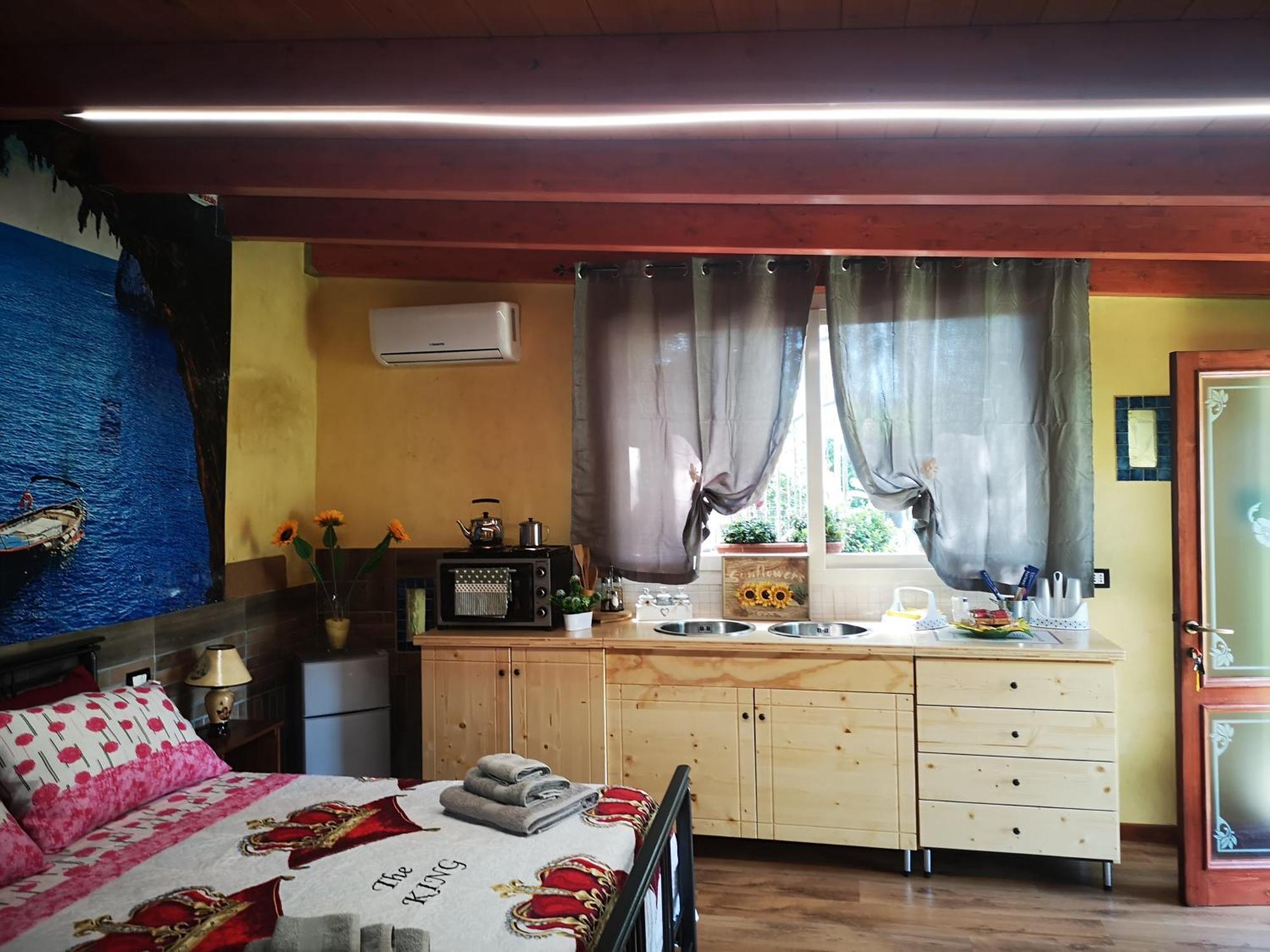 מונטרוני די לצ'ה Villa Girasole חדר תמונה