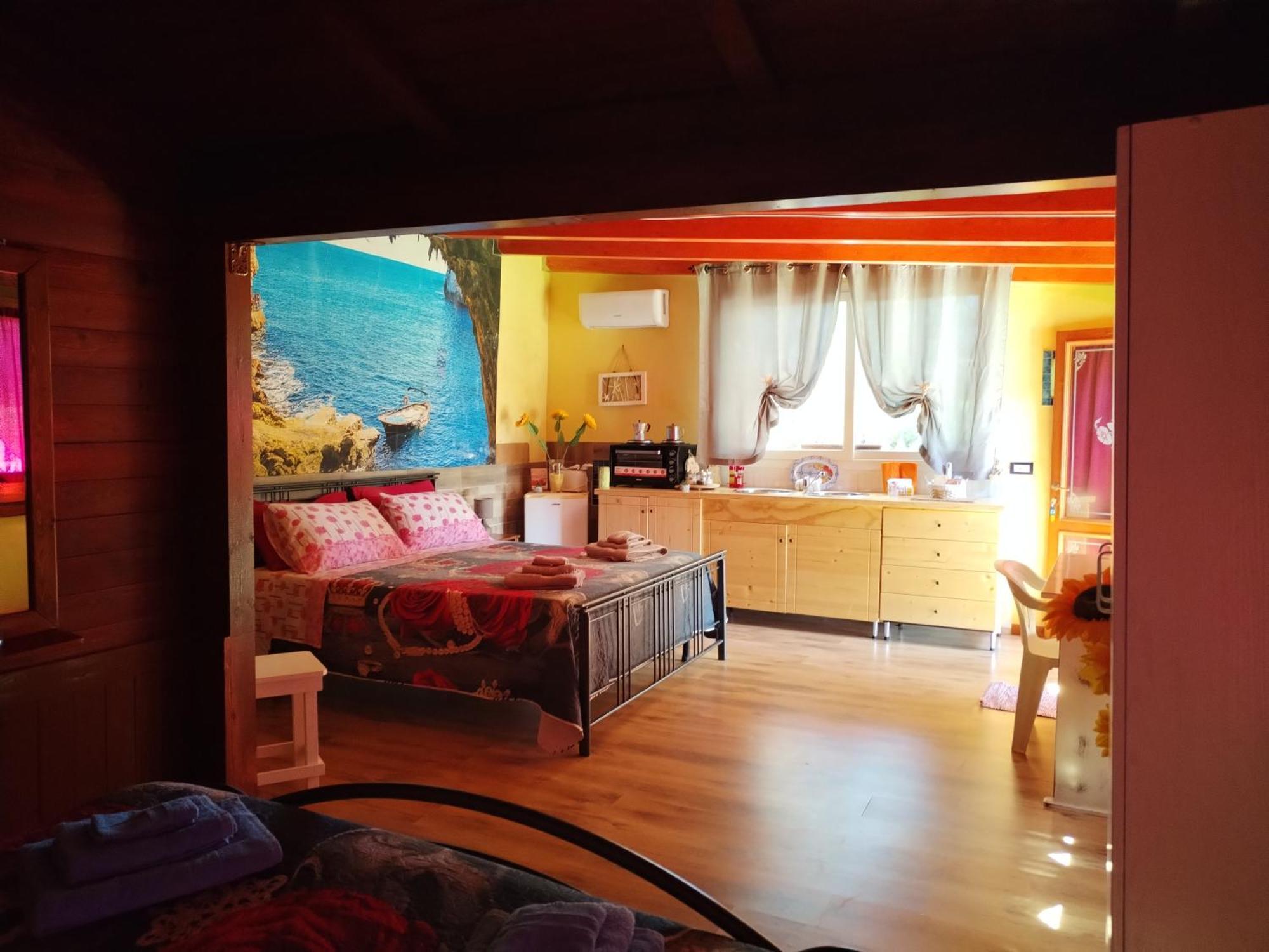 מונטרוני די לצ'ה Villa Girasole מראה חיצוני תמונה